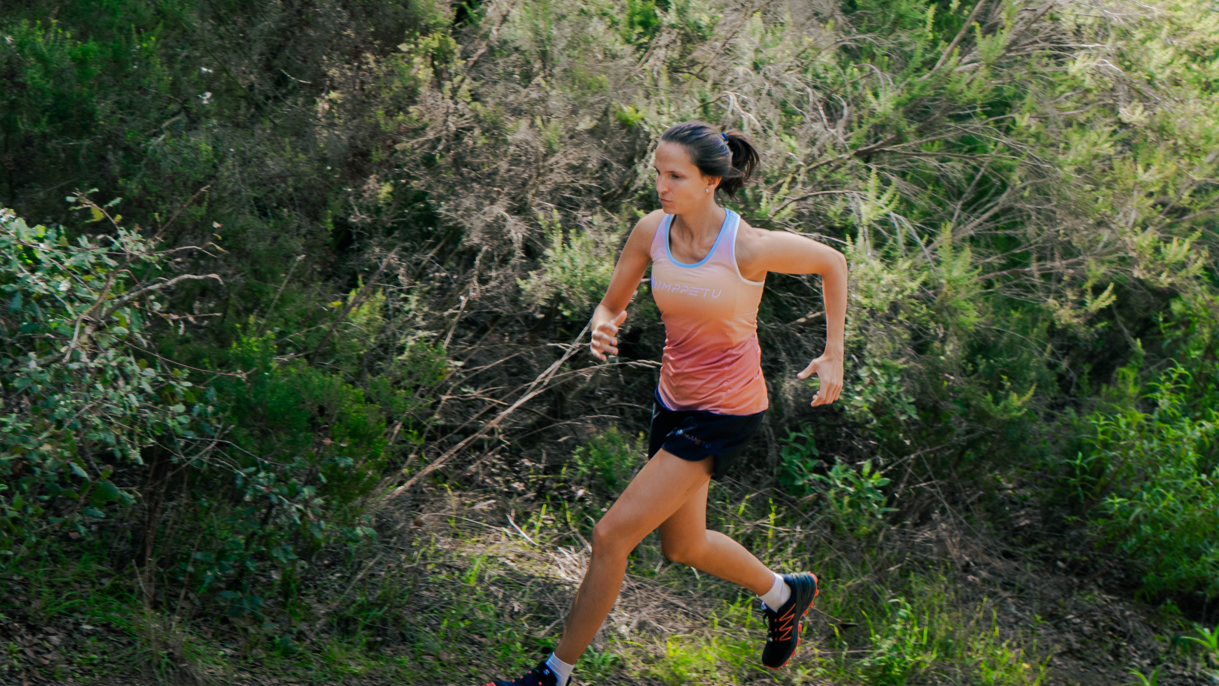 ¿Cómo la respiración diafragmática puede prevenir el flato al correr?